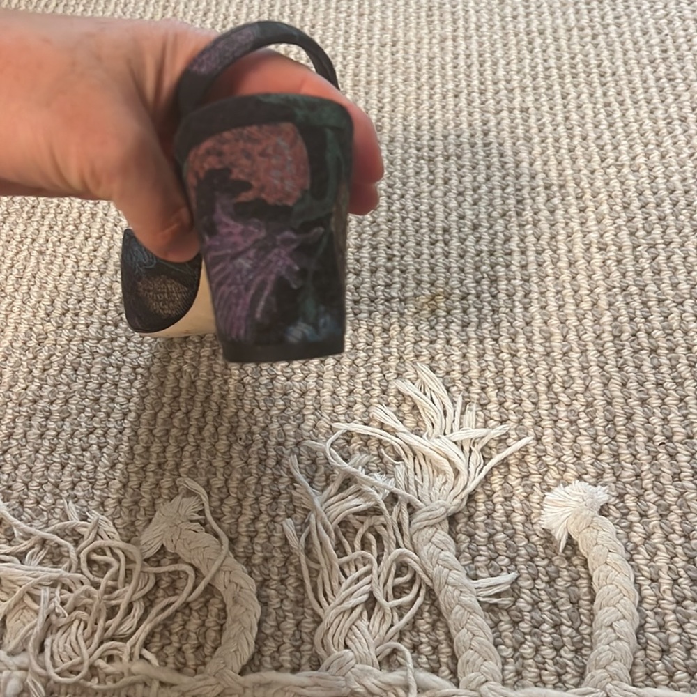 The Most Beautiful, Go With Everything Chanel Pump - image 6